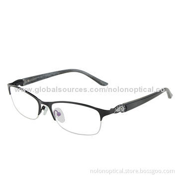 Classical Oval Black Thin and Light Eyeglasses by Woman, Made of Stainless Steel